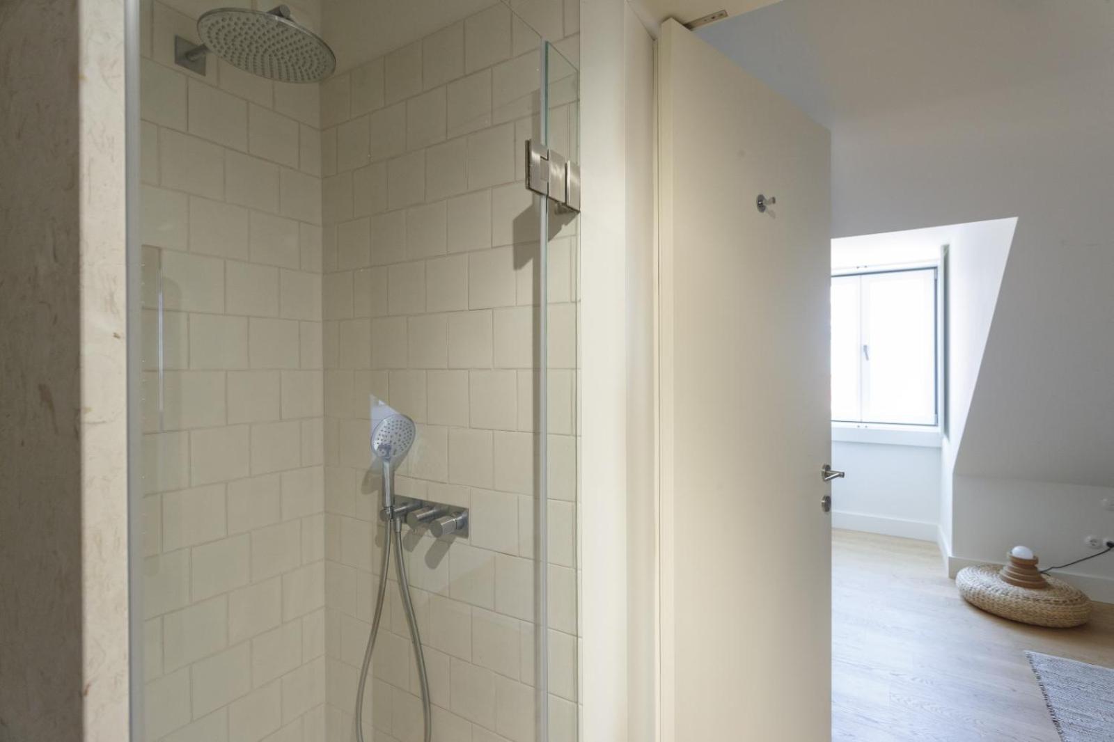 Magnifico Com Wc Privativo Augusta Street Lisbona